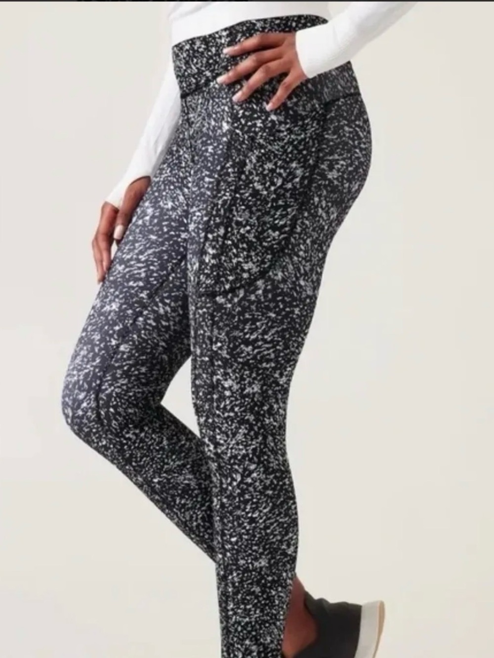 Athleta Ultimate Stash 7/8 Legging Size Large